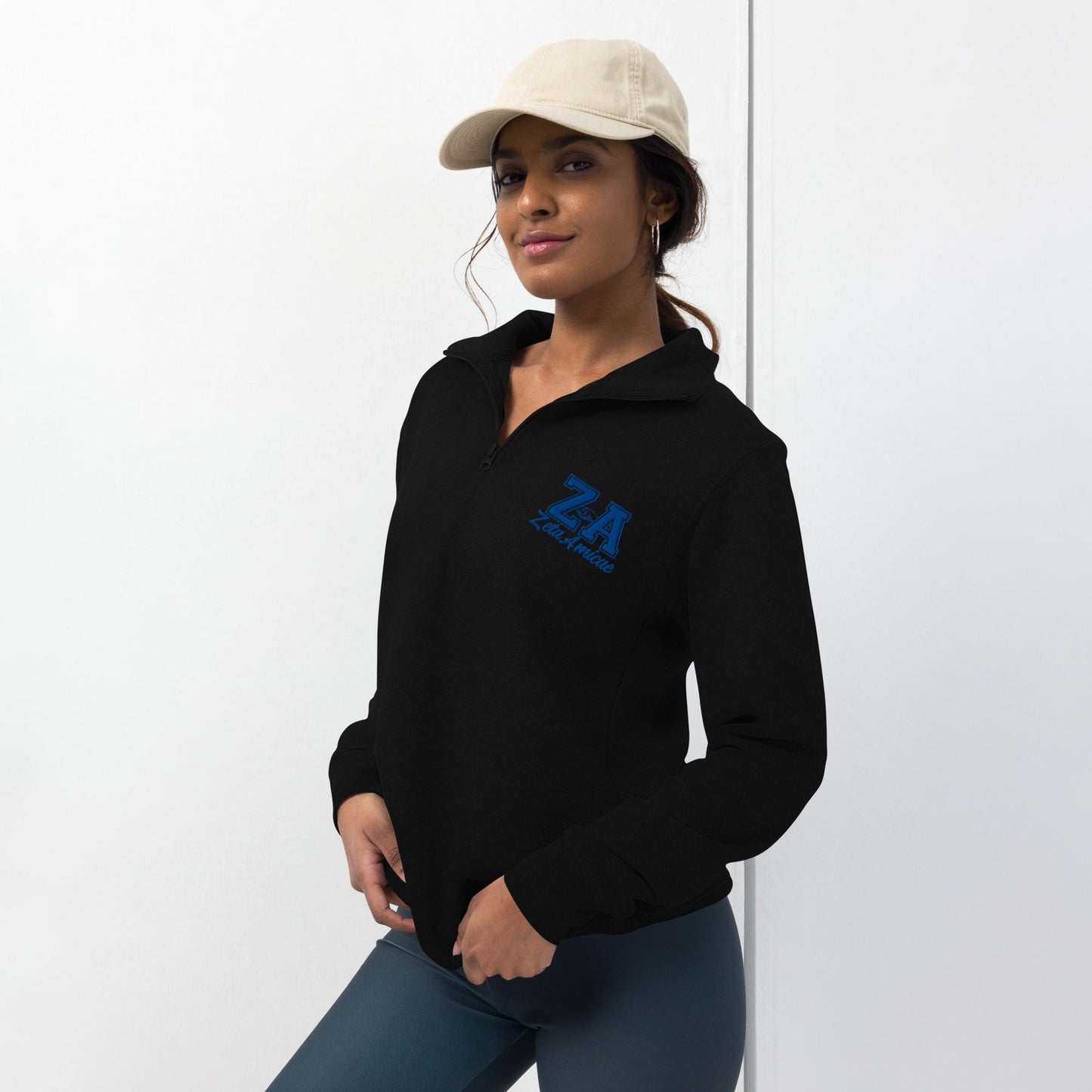 Zeta Amicae Cozy Fleece Pullover – Perfect for Chilly Days